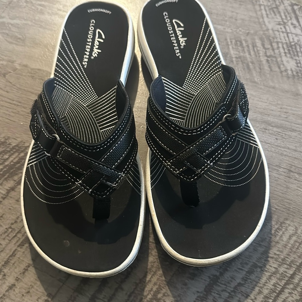 Women’s Clark’s CloudSteppers sandals, black and white